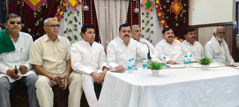 सांसद हरेंद्र मलिक ने गन्ना भुगतान और कानून व्यवस्था पर सरकार को घेरा