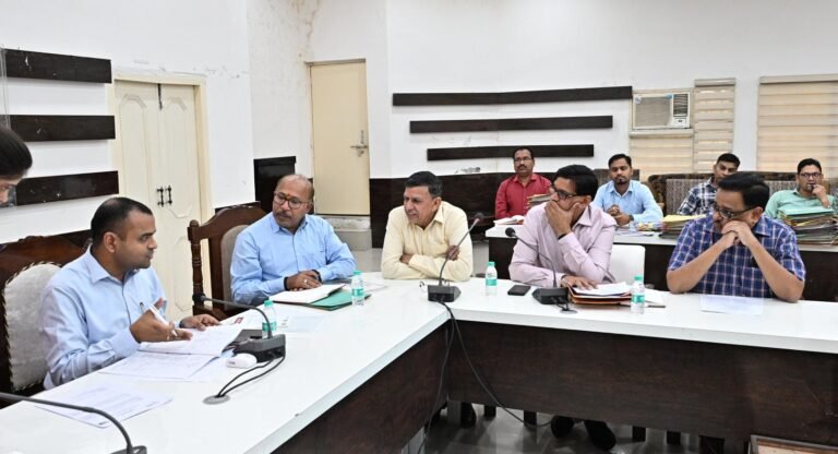 जनपद में संकल्प प्रोजेक्ट के सफल क्रियान्वयन हेतु जिलाधिकारी की अध्यक्षता में बैठक आयोजित
