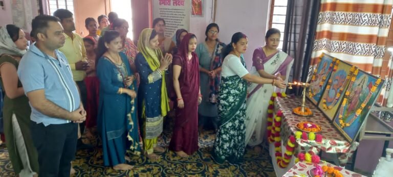 भागवंती सरस्वती विद्या मंदिर इंटर कॉलेज में अभिभावक सम्मेलन का आयोजन