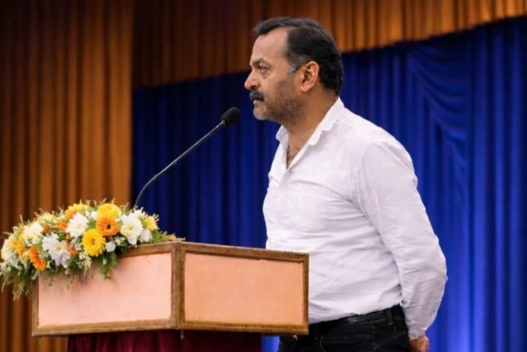 भीषण गर्मी में जनगणना कार्य में लगे शिक्षकों की स्थिति पर जताई चिंता