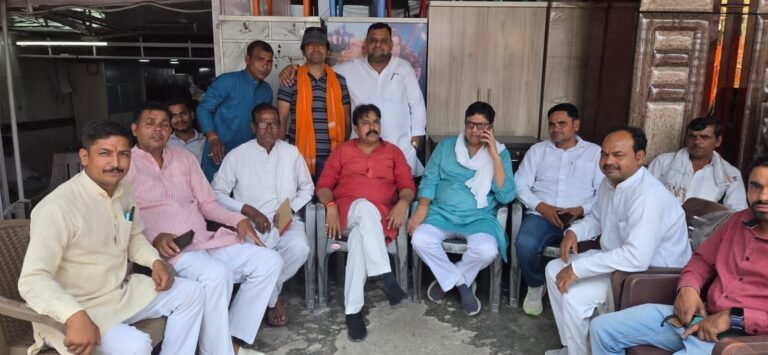 भाजपा महिला मोर्चा ने पुरकाजी और चरथावल विधानसभा में की जन आक्रोश रैली