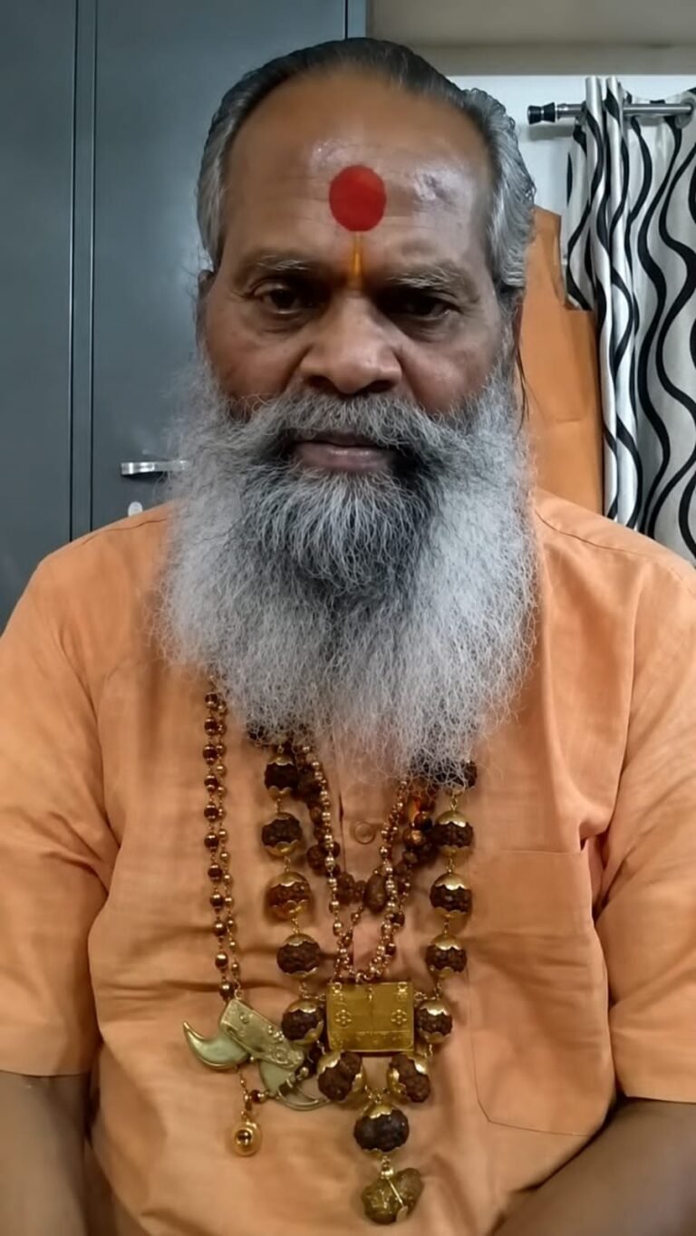 शुकतीर्थ हनुमान धाम के पीठाधीश्वर महामंडलेश्वर स्वामी केशवानंद महाराज ब्रह्मलीन