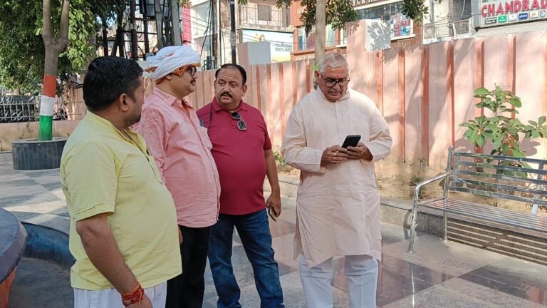 टाउन हॉल प्रांगण में भगवान परशुराम कि जल्द लगेगी भव्य प्रतिमा