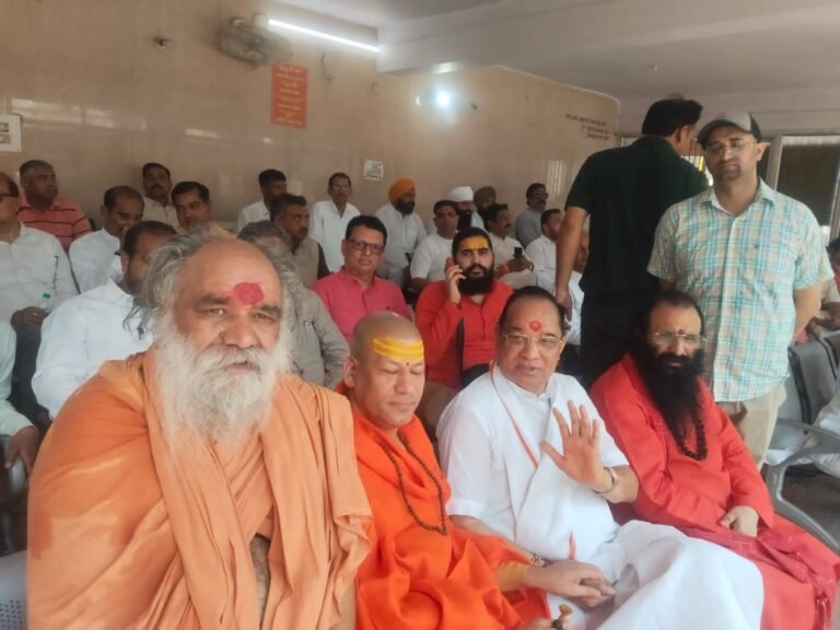 देश व राज्य के विकास में स्व. खंडूरी का योगदान हमेशा याद रखा जाएगा-स्वामी कैलाशानंद गिरी