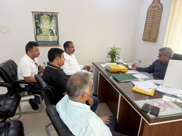 भाजपा उपाध्यक्ष आशु चौधरी ने की अनियमित विद्युत कटौती बंद करने की मांग