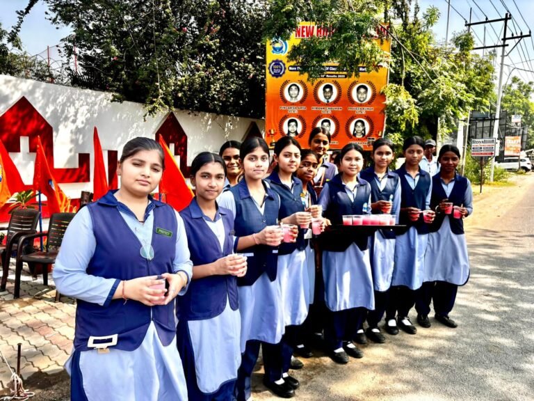 न्यू हॉराइजन स्कूल में पद्मिनी एकादशी पर पुण्यदायी छबील का भव्य आयोजन