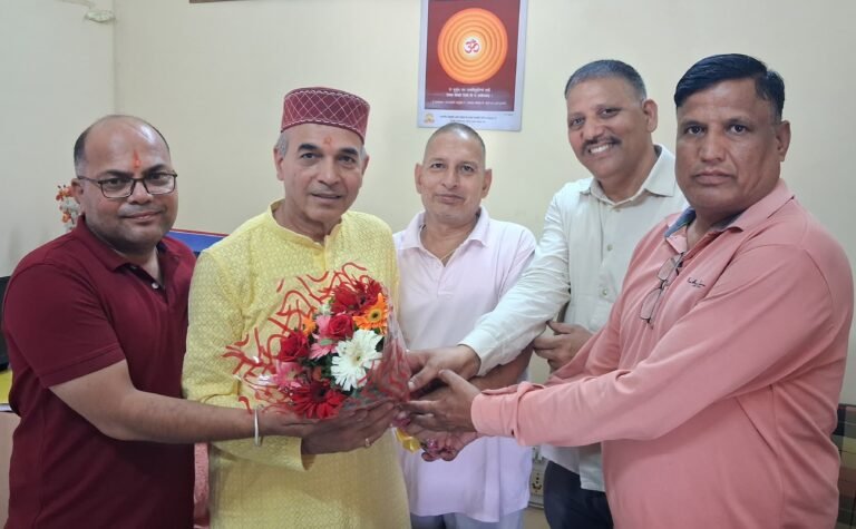 त्रिलोक चन्द्र भट्ट तरूण हिमालय इंटर कालेज के प्रधानाचार्य नियुक्त