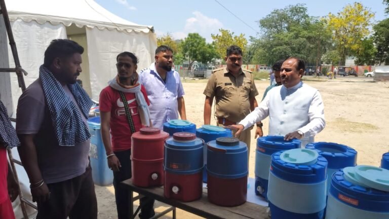 राज्यमंत्री ओमप्रकाश जमदग्नि ने किया चारधाम यात्रा पंजीकरण केंद्र का निरीक्षण