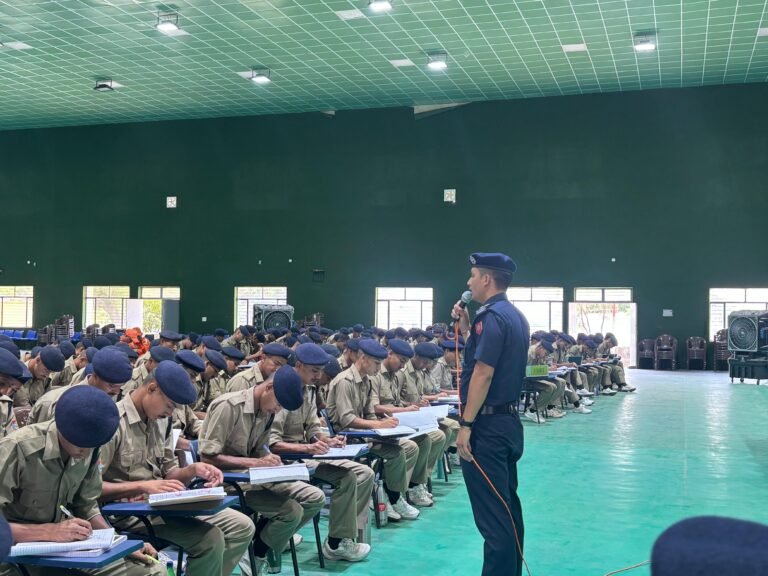 आपदा राहत व रेस्क्यू का एनडीआरएफ टीम ने लिया प्रशिक्षण