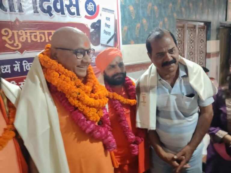 हिंदी पत्रकारिता दिवस पर जिला प्रेस क्लब ने किया संगोष्ठी का आयोजन