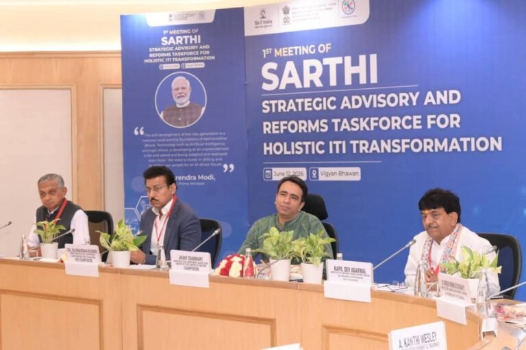 केंद्रीय मंत्री जयंत चौधरी की अध्यक्षता में SAARTHI बैठक सम्पन्न, मंत्री कपिल देव ने रखे उत्तर प्रदेश के सुझाव