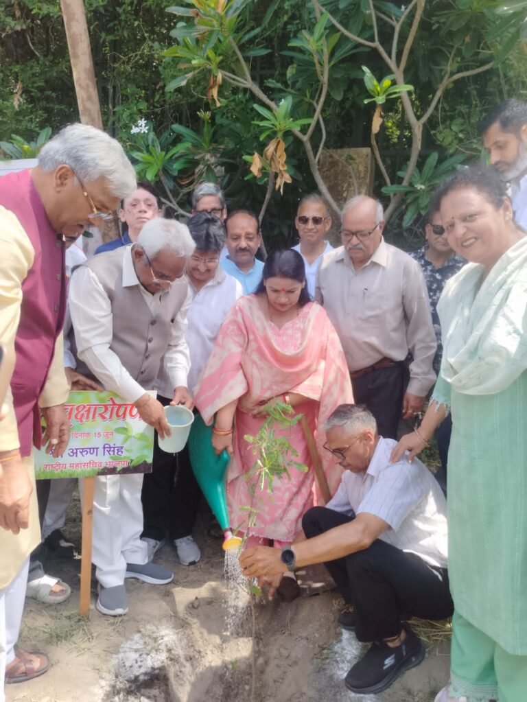 भाजपा ने किया व्यापारी संवाद कार्यक्रम का आयोजन बेहतर सरकारी नीतियों व सुरक्षित माहौल से मिलता है व्यापार को बढ़ावा: अरूण सिंह