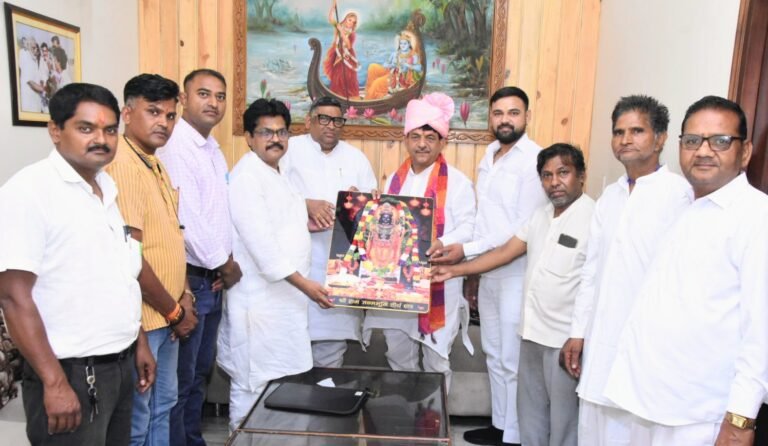 राष्ट्रीय प्रजापति महासंघ ने उठाई दक्ष प्रजापति चौक बनाने की मांग