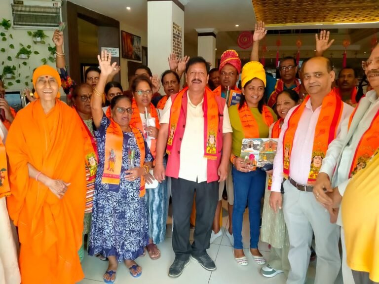 चारधाम यात्रा पर रवाना हुए ब्रिटेन, फ्रांस और माॅरीशस के हिंदू श्रद्धालु