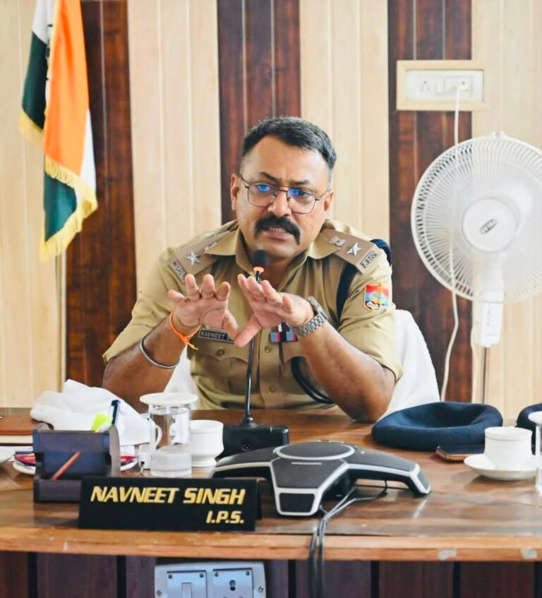 बच्चा चोरी के मामलों के खुलासे पर एसएसपी ने थपथपाई मातहतों की पीठ