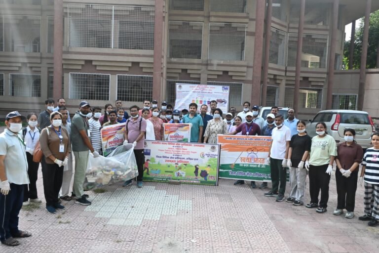 अंतर्राष्ट्रीय योग दिवस पर जिला न्यायालय परिसर एवं कारागार में मनाया योग दिवस