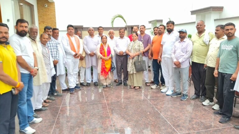 सपना कश्यप ने वरिष्ठ भाजपा नेता ठा सुभाष चौहान से की मुलाकात, क्षेत्रीय राजनीति पर हुई अहम चर्चा