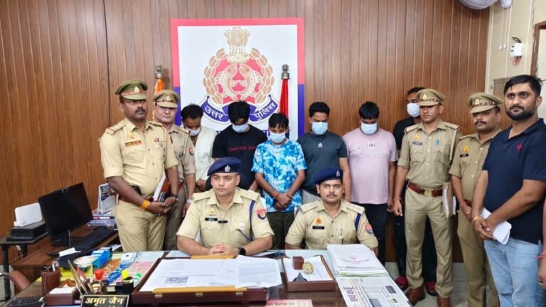 मुजफ्फरनगर मंडी पुलिस ने नशीले कैप्सूल की तस्करी करने वाले स्पलायर व डिस्ट्रीब्यूटर सहित 06 अभियुक्त गिरफ्तार