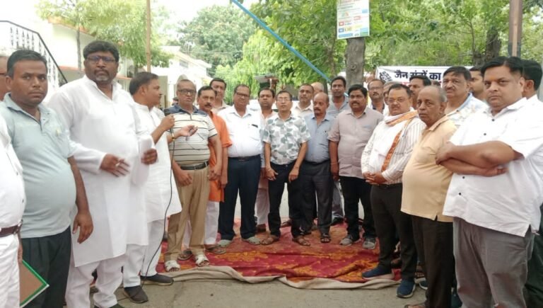 जैन धर्म की आस्था से खिलवाड़ बर्दाश्त नही होगा: जैन