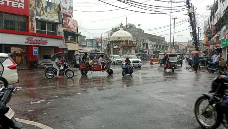 मुजफ्फरनगर में भारी बारिश के चलते शुक्रवार को रहेंगे सभी स्कूल-कॉलेज बंद