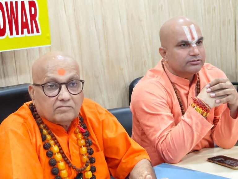 अखिल भारतीय संत आश्रम परिषद ने की समस्याओं का समाधान करने की मांग