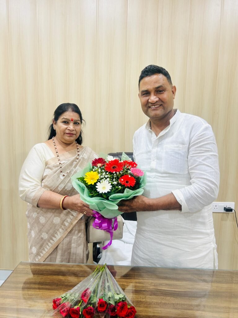 हरिद्वार मेयर किरण जैसल ने की शहरी विकास मंत्री एवं शहरी विकास विकास सचिव से शिष्टाचार भेंट