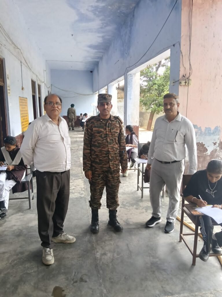 जैन इन्टर कॉलेज में एनसीसी भर्ती को बड़ी संख्या में छात्र/छात्राओं ने किया प्रतिभाग