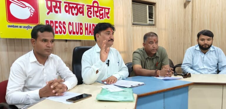 पूर्व पार्षद कैलाश भट्ट ने लगाए फूल फरौशी ठेकों में अनियमितताओं के आरोप