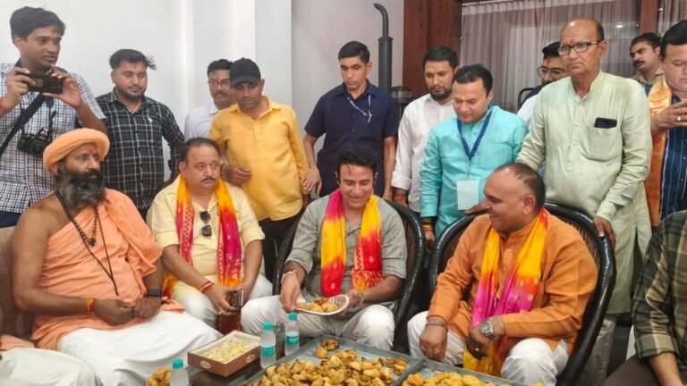 जानसठ रोड स्थित श्रीनगर शिव मंदिर में 42वें कांवड़ सेवा शिविर का हुआ शुभारंभ