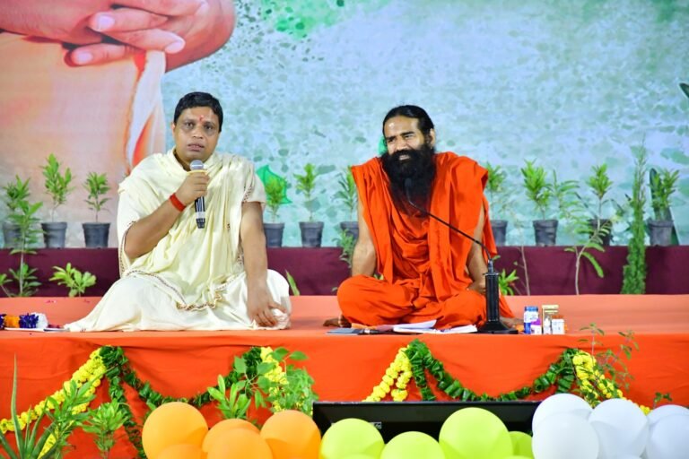 पतंजलि योगपीठ में जड़ी बूटी दिवस के रूप में मनाया गया आचार्य बालकृष्ण का जन्मदिवस