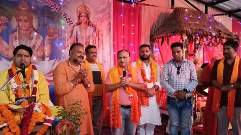 गंगा कथा सुनने शुद्ध होता है मन-पंडित अधीर कौशिक