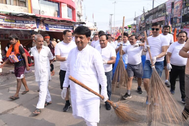 कांवड़ सेवा के साथ स्वच्छता भी महापुण्य का कार्य: मंत्री कपिल देव