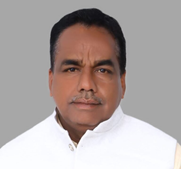 पार्षद अहसान अंसारी ने की त्रिमूर्ति नगर चौराहे का नाम नेताजी सुभाष चंद्र बोस के नाम पर रखने और उनकी प्रतिमा स्थापित करने की मांग