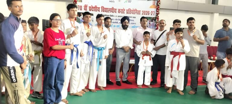 प्रदेश स्तरीय कराटे प्रतियोगिता में मुजफ्फरनगर के खिलाड़ियों ने जीते पदक
