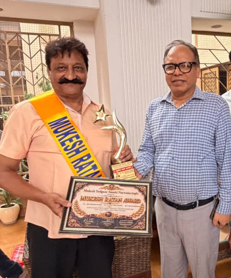 पूर्व डीजीपी विजय कुमार ने किया कराटे किंग का सम्मान