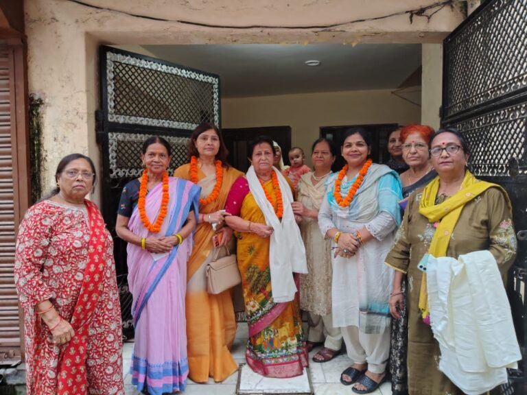 महिला कांग्रेस कार्यकर्ताओं ने किया प्रदेश उपाध्यक्ष डा.संतोष चौहान का स्वागत
