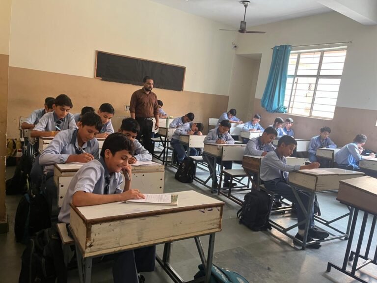ज्ञान प्रतियोगिता में बच्चों ने दिखाई प्रतिभा, 3 सितंबर को होगा प्रतिभाओं का सम्मान