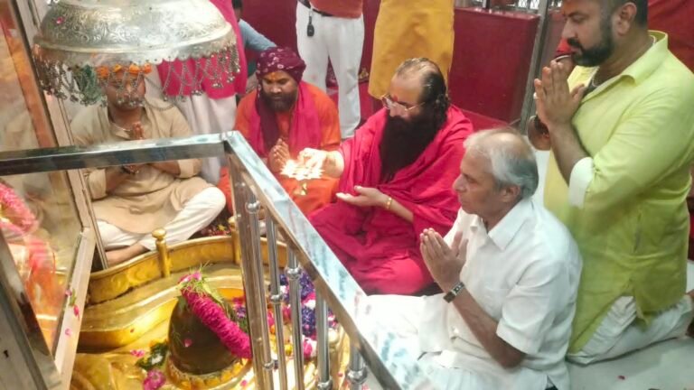 बिल्केश्वर महादेव मंदिर में आने वाले भक्तों की सभी मनोकामनाएं पूर्ण होती हैं : डा.रविंद्रपुुरी महाराज