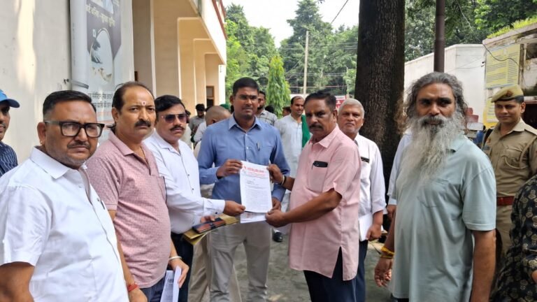 राष्ट्रीय हिंदू शक्ति संगठन ने उठाया रेलवे स्टेशन के सामने बनी मस्जिद का मुद्दा