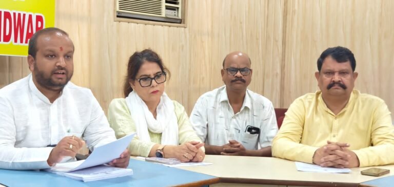 महानगर कांग्रेस ने सरकार पर लगाया सरकारी जमीनें बाहरी लोगों को सौंपने का आरोप