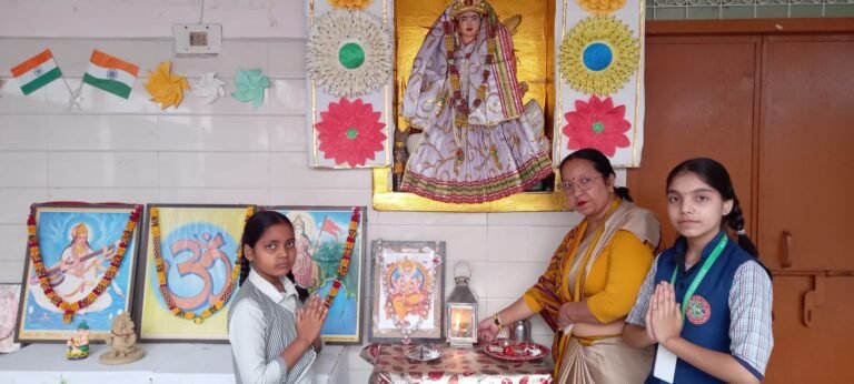 भागवन्ती सरस्वती विद्या मंदिर इंटर कॉलेज में श्रद्धा एवं उत्साह के साथ मनाई गई विश्वकर्मा जयंती