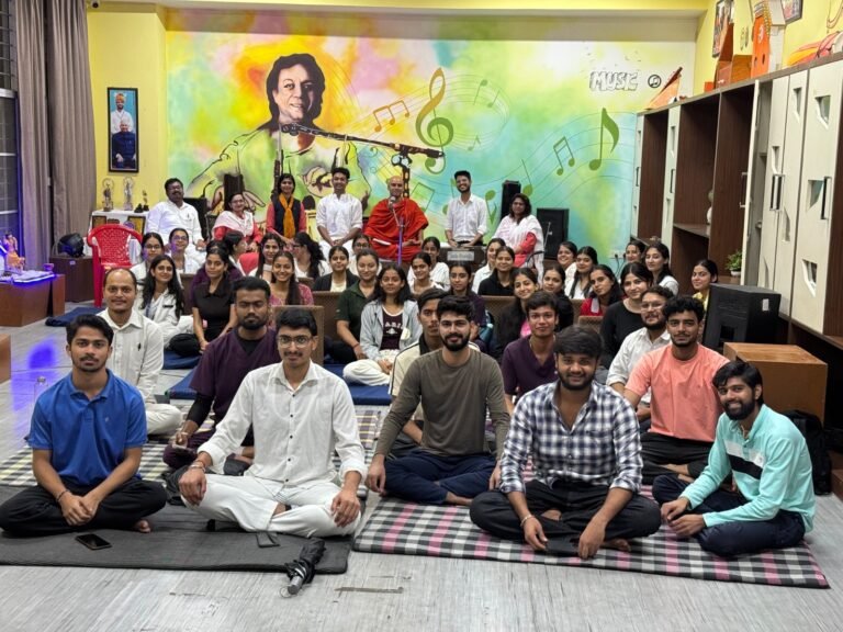 अखिल भारतीय प्राच्य विद्या सम्मेलन की तैयारियों पर चर्चा की