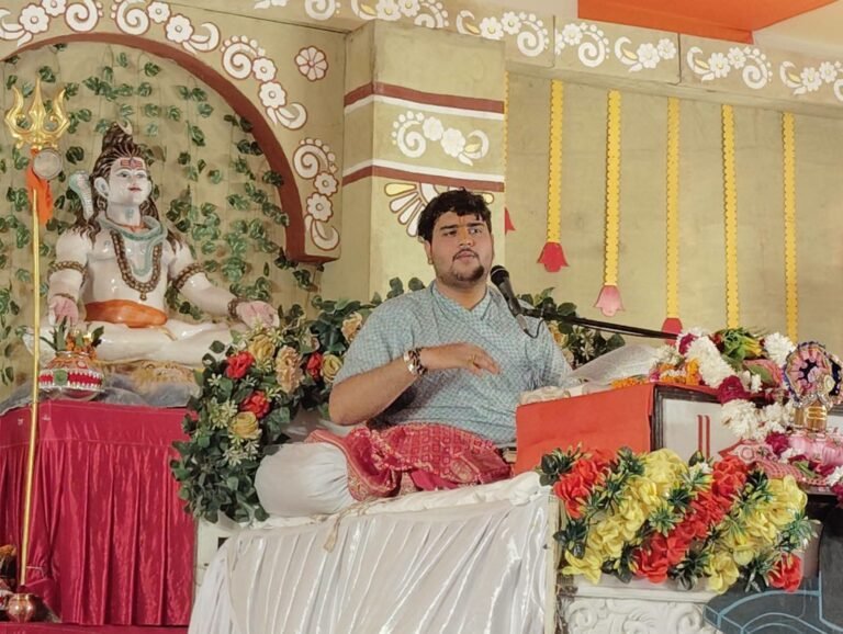 भगवान शिव के तीसरा नेत्र खोलकर कामदेव को भस्म करने का प्रसंग सुनकर भावविभोर हुए श्रद्धालु