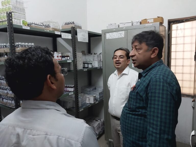 मुख्यमंत्री आरोग्य स्वास्थ्य मेलों का अधिकारियों ने किया निरीक्षण, व्यवस्थाओं को लेकर दिए आवश्यक निर्देश
