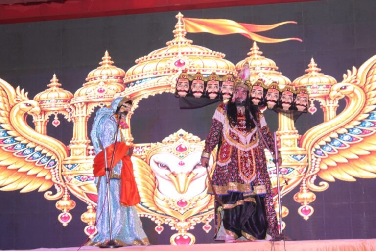 दशरथ मरण, शूर्पणखा नासिका भंग और सीता हरण जैसे मर्मस्पर्शी व ऐतिहासिक प्रसंगों का अत्यंत जीवंत और मनोहारी मंचन