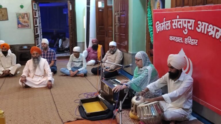 हरिद्वार में धूमधाम से मनाई गई गुरुद्वारा में संक्रांत