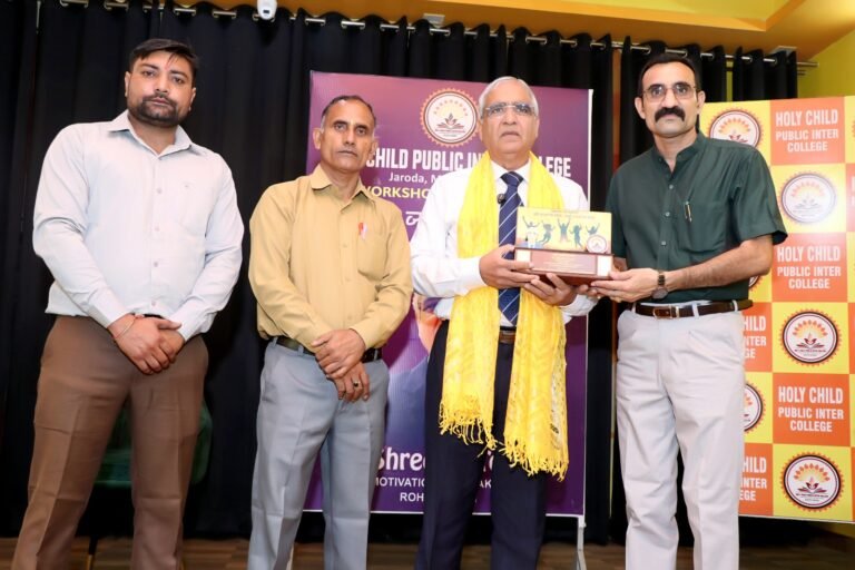 युवा जागृति मिशन कार्यशाला में विद्यार्थियों को दिया सफलता, संस्कार और अनुशासन का संदेश