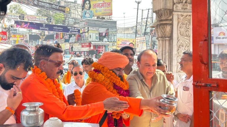 संत रविदास बेगमपुरा सनातन संदेश यात्रा का शिव चौक पर गौरव स्वरूप ने किया स्वागत