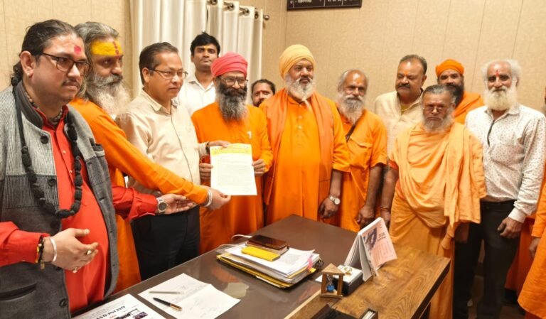 श्री अखंड परशुराम अखाड़े ने की अर्द्धकुंभ के दौरान मांस मदिरा बिक्री पर रोक लगाने की मांग