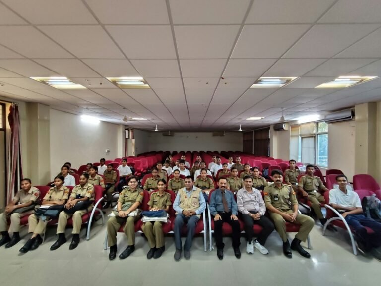कुंभ-2027 में भीड़ नियंत्रण में अहम भूमिका निभाएंगे प्रशिक्षित स्वयंसेवक
